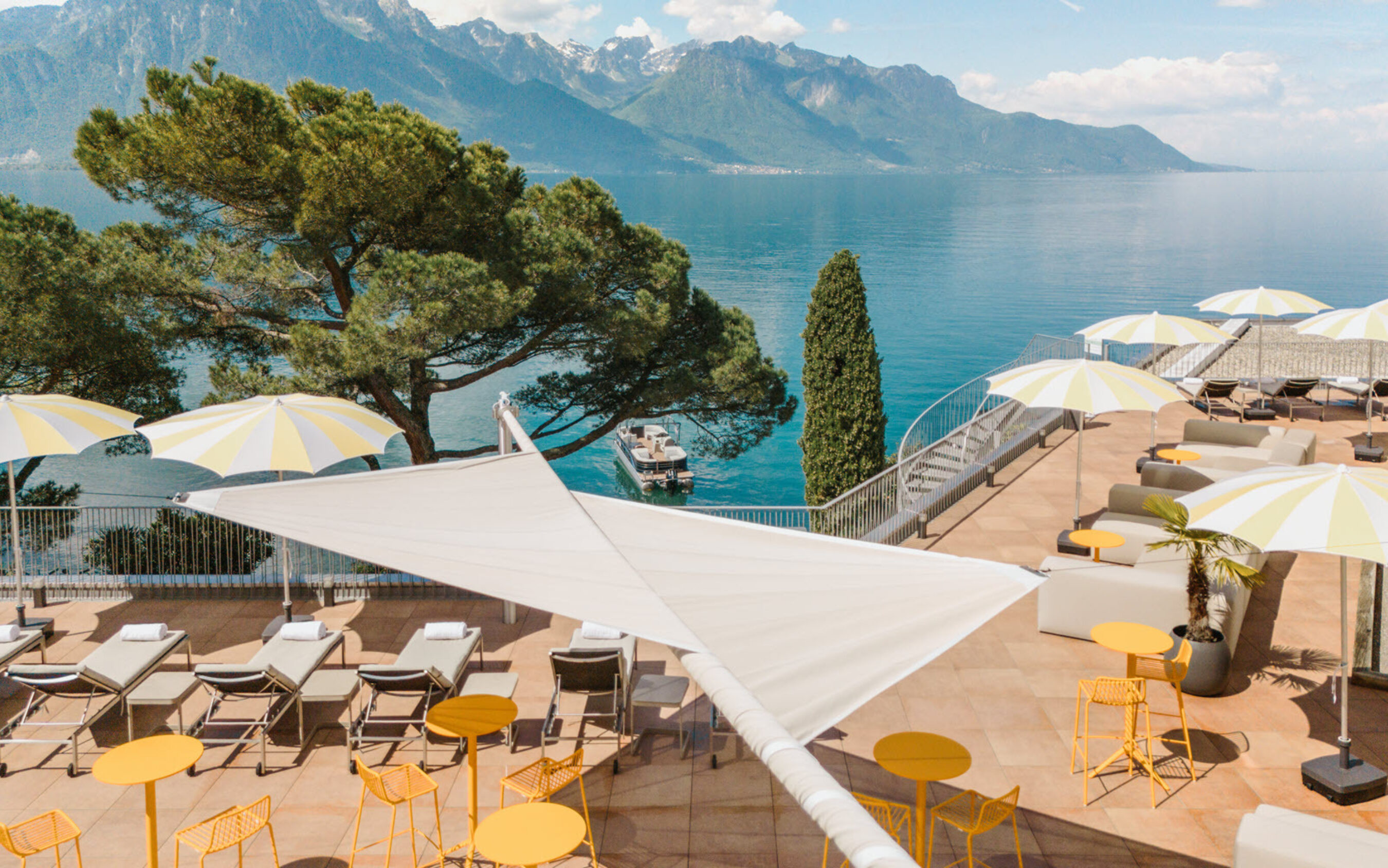 Montreux Mona Hotel Bar